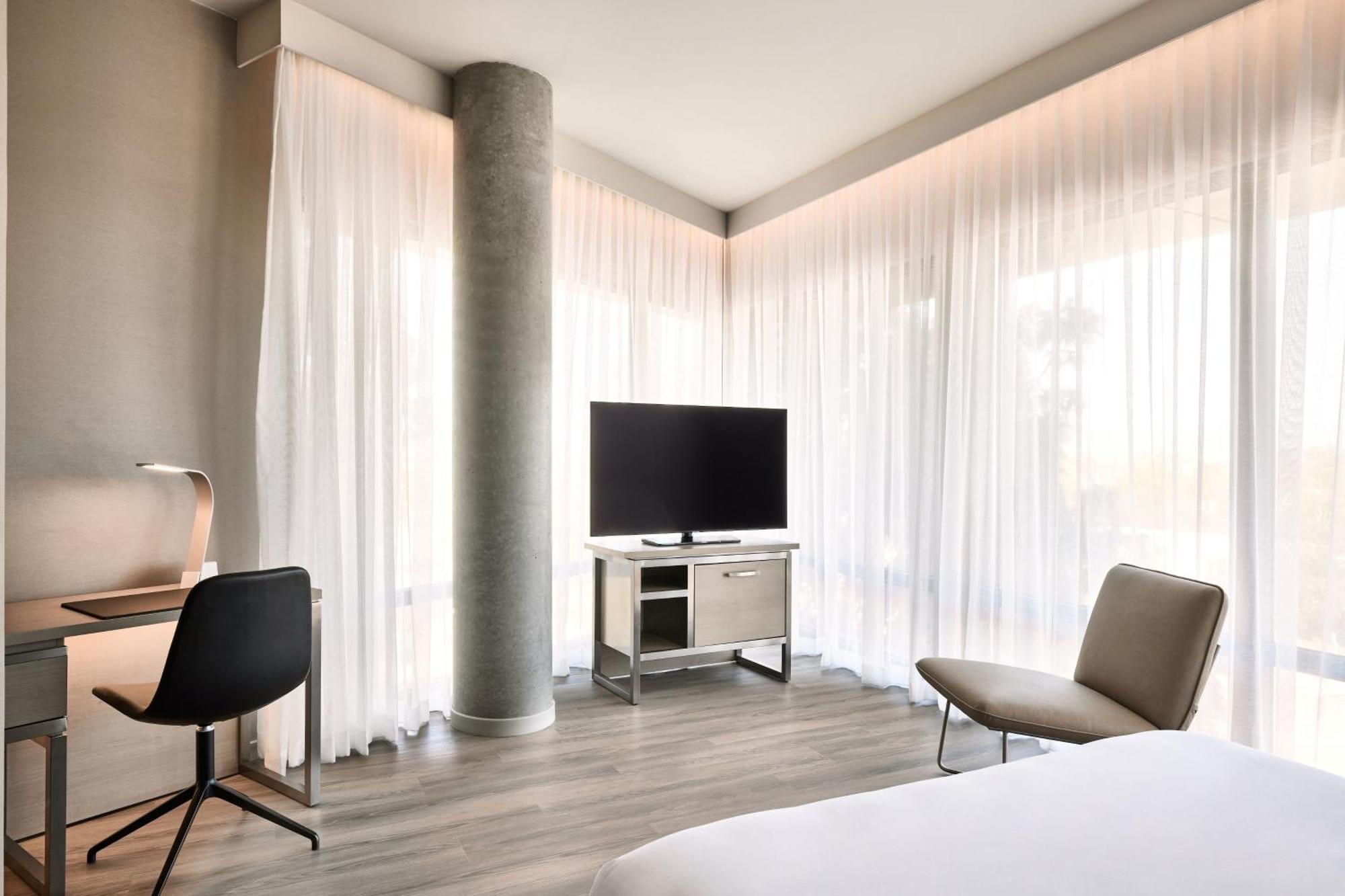 Ac Hotel By Marriott Sunnyvale Moffett Park Extérieur photo